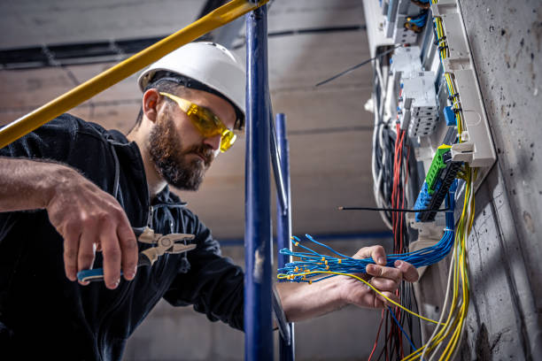Best Affordable Electrician  in Strasburg, OH
